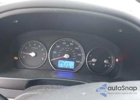 2011 Hyundai Santa Fe Limited z USA, uszkodzony, nr VIN 5XYZK3ABXBG090113